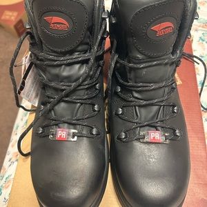 Avengers Composite Toe Work Boots Men’s Size 11 (Like New!)